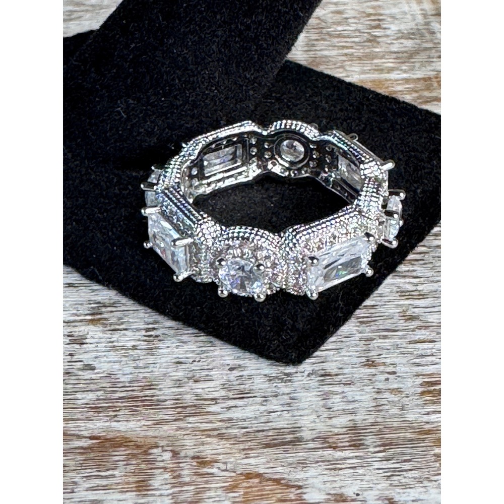 Vintage Style Emerald & Round CZ Milgrain Eternity Band Size 6 NEW MSRP $50